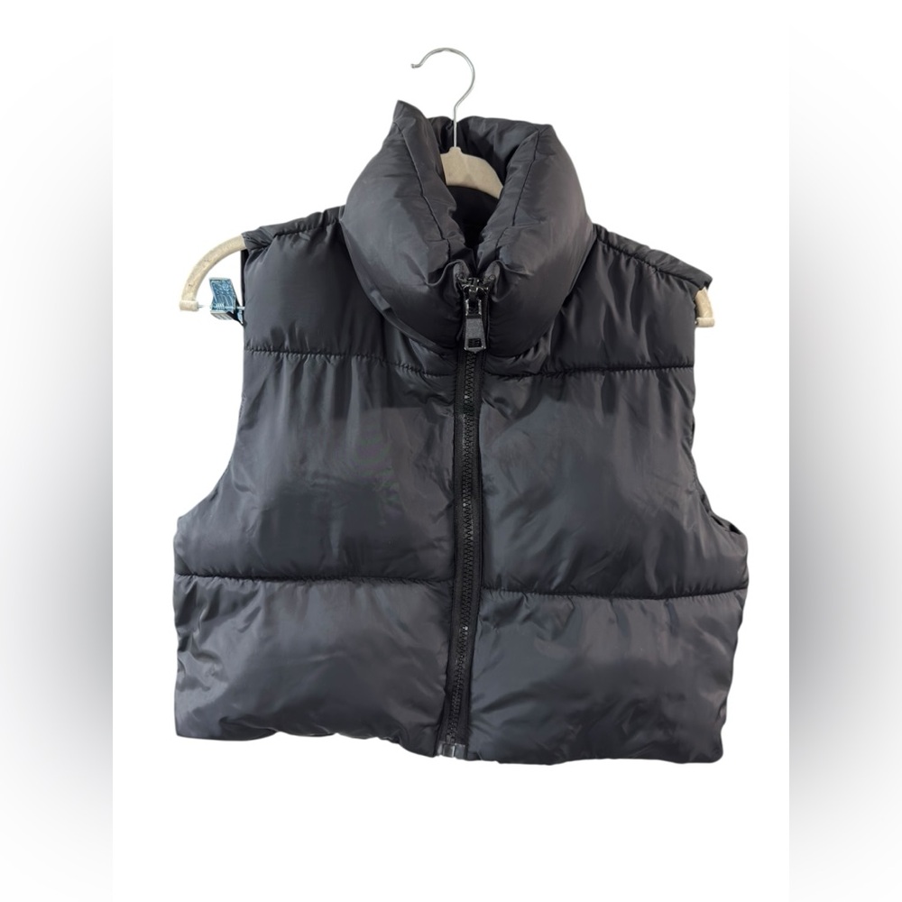 Women's Black‎ Puffer Vest